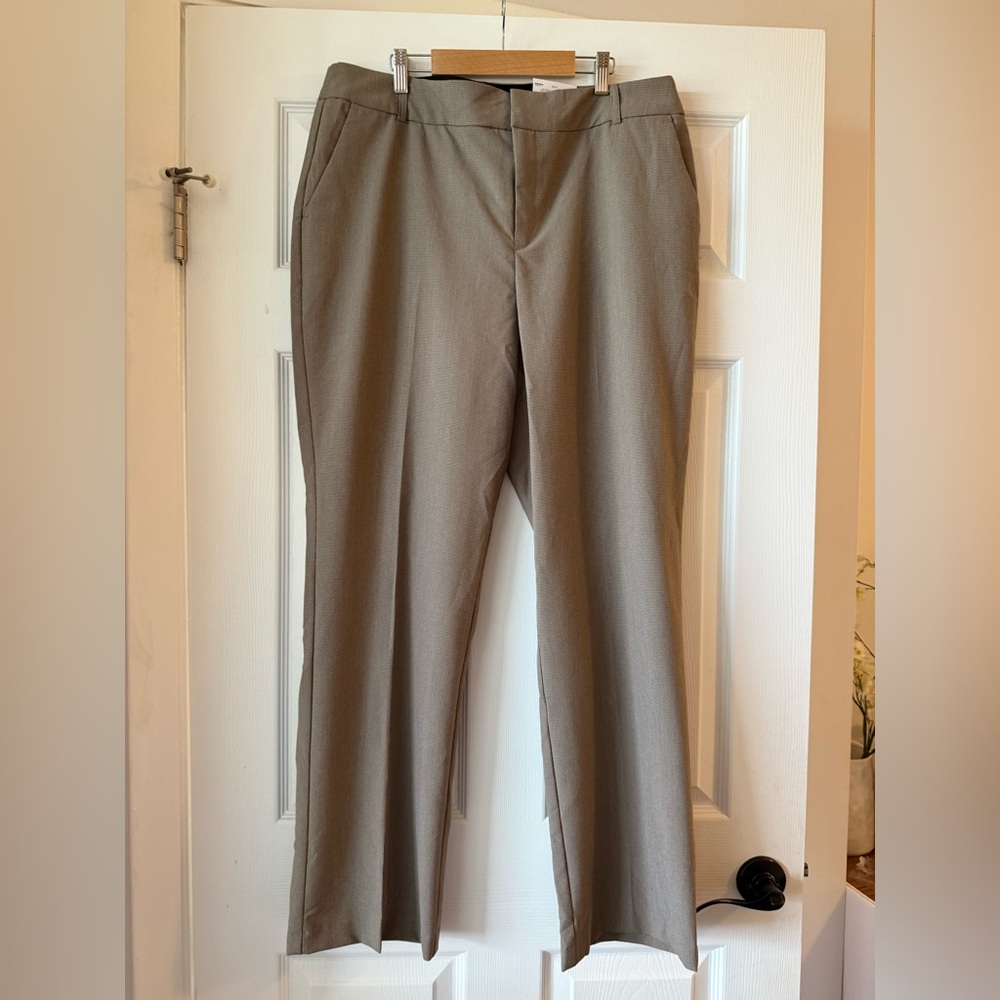Nine West Barely Bootcut Pants Sz‎ 16 Tan Stretch Mid Rise Career Trousers  NWT